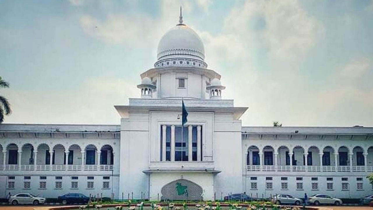 চট্টগ্রাম বন্দর পরিচালনায় বিদেশি কোম্পানির সঙ্গে চুক্তি বৈধ : হাইকোর্ট
